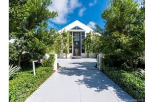 51 Island Dr, Key Biscayne, FL 33149, Sold 03/05/19