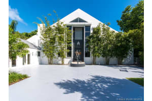 51 Island Dr, Key Biscayne, FL 33149, Sold 03/05/19