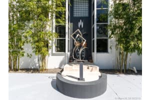 51 Island Dr, Key Biscayne, FL 33149, Sold 03/05/19