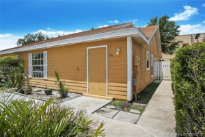 1458 Royal Forest Ct, West Palm Beach, FL 33406, Sold 09/27/18