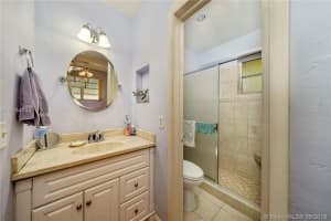 9390 SW 77th Ave APT D6, Miami, FL 33156, Sold 08/02/18