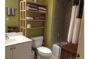 111 E Flagler St, Miami, FL 33131, Sold 07/31/18