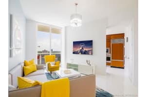 15811 Collins Ave, Sunny Isles Beach, FL 33160, Sold 04/30/21