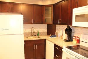 639 W Oakland Park Blvd #212d, Wilton Manors, FL 33311, Sold 01/31/19