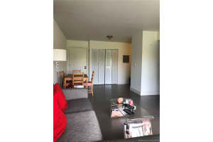 8870 Fontainebleau Blvd, Miami, FL 33172, Sold 08/23/18