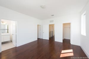 10251 NW 71st Terrace, Doral, FL 33178, Sold 09/19/18