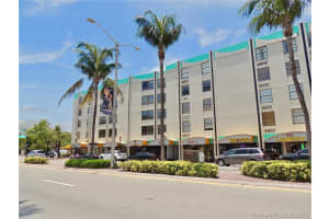 710 Washington Ave, Miami Beach, FL 33139, Sold 12/17/18
