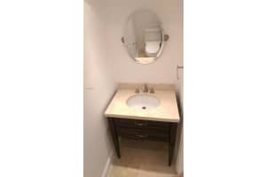 200 SE 15th Rd #4a, Miami, FL 33129, Sold 10/26/18