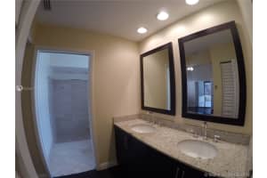 1961 Sacramento, Weston, FL 33326, Sold 11/19/18