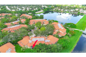 9305 NW 9th Pl, Plantation, FL 33324, Sold 08/22/18