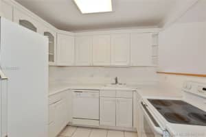 20400 W Country Club Dr, Aventura, FL 33180, Sold 10/11/18