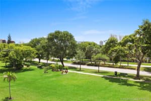 20400 W Country Club Dr, Aventura, FL 33180, Sold 10/11/18