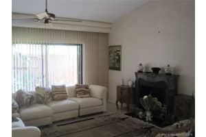 19951 NE 10th Pl, North Miami Beach, FL 33179, Sold 12/21/18