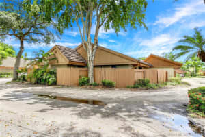 20421 NE 10th Pl, Miami, FL 33179, Sold 08/15/18