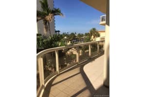 20191 E Country Club Dr, Miami, FL 33180, Sold 03/04/19