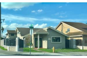 9153 SW Grand Canal Dr, Miami, FL 33174, Sold 07/24/18