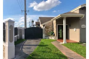 9153 SW Grand Canal Dr, Miami, FL 33174, Sold 07/24/18
