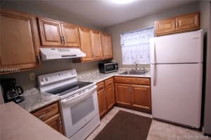 3000 Sunrise Lakes Dr E, Sunrise, FL 33322, Sold 11/15/18