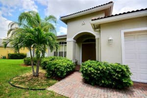 11585 Hibbs Grove Dr, Cooper City, FL 33330, Sold 08/31/18