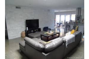 6958 Sharpecroft Ct, Miami Lakes, FL 33014, Sold 08/09/18
