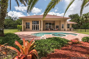 2915 Paddock Rd, Weston, FL 33331, Sold 12/16/19