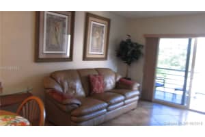 3048 Sunrise Lakes Dr E, Sunrise, FL 33322, Sold 10/31/18
