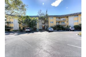 7440 Miami Lakes Dr APT F105, Miami Lakes, FL 33014, Sold 10/03/18