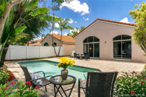 955 Azure Ln, Weston, FL 33326, Sold 11/02/18