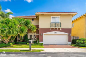 15855 SW 55th Terrace, Miami, FL 33185, Sold 10/18/18