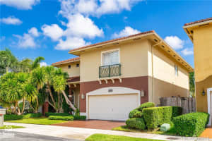 15855 SW 55th Terrace, Miami, FL 33185, Sold 10/18/18
