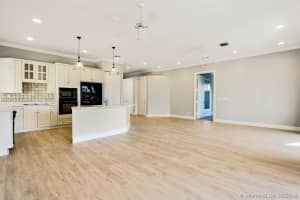 7966 SE Hempstead Cir, Hobe Sound, FL 33455, Sold 08/24/18