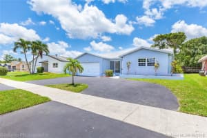 5820 NW 56th Pl, Tamarac, FL 33319, Sold 10/05/18