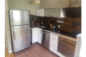 1127 Euclid Ave, Miami Beach, FL 33139, Sold 09/21/18