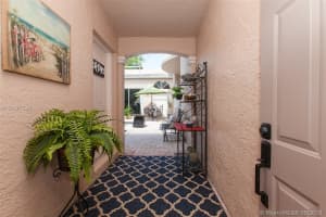 10658 NW 47th Ct, Coral Springs, FL 33076, Sold 08/30/18