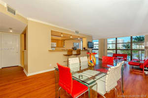 200 Leslie Dr, Hallandale Beach, FL 33009, Sold 12/02/18
