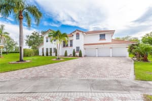 210 NW 195th Ave, Pembroke Pines, FL 33029, Sold 08/30/18