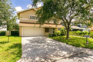 20611 NW 8th St, Pembroke Pines, FL 33026, Sold 10/25/18