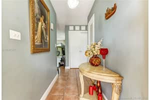 13808 Kendale Lakes Dr, Miami, FL 33183, Sold 08/31/18