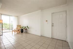 126 SW 17th Rd, Miami, FL 33129, Sold 07/31/18