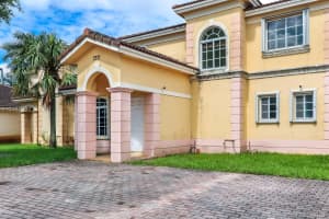 7371 NW 173rd Dr, Hialeah, FL 33015, Sold 02/28/19
