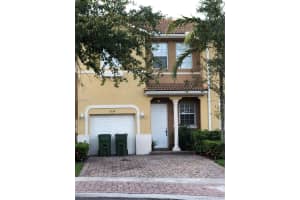 2169 NE 7th St, Homestead, FL 33033, Sold 11/14/18