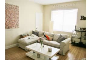 320 80th St, Miami Beach, FL 33141, Sold 10/03/18