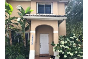 16609 NW 71st Ave, Hialeah, FL 33014, Sold 11/30/18