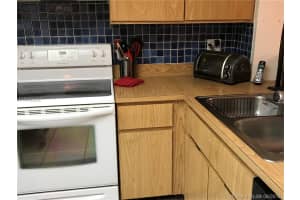 4648 NW 90th Ave, Sunrise, FL 33351, Sold 09/20/18