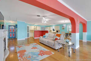 196 SW Cabana Point Cir, Stuart, FL 34994, Sold 04/22/19