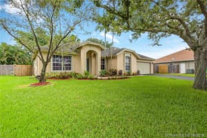 15057 SW 10th St, Sunrise, FL 33326, Sold 08/08/18