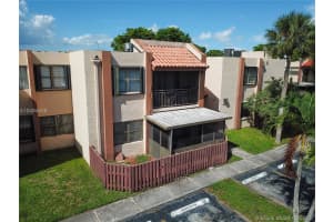 410 W Park Dr, Miami, FL 33172, Sold 09/21/18