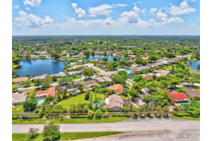 8674 SW 51st St, Cooper City, FL 33328, Sold 08/22/18