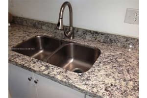 4120 NW 79th Ave #1b, Doral, FL 33166, Sold 04/06/22