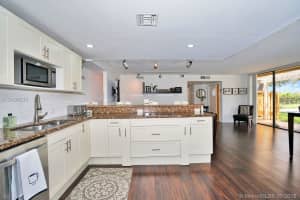 20618 NE 6th Ct, Miami, FL 33179, Sold 09/17/18